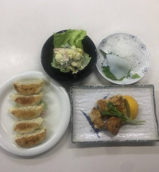 ☆日替わり夕食の献立:河豚の唐揚げ☆(ビジネスホテル レストコーポ西浜)